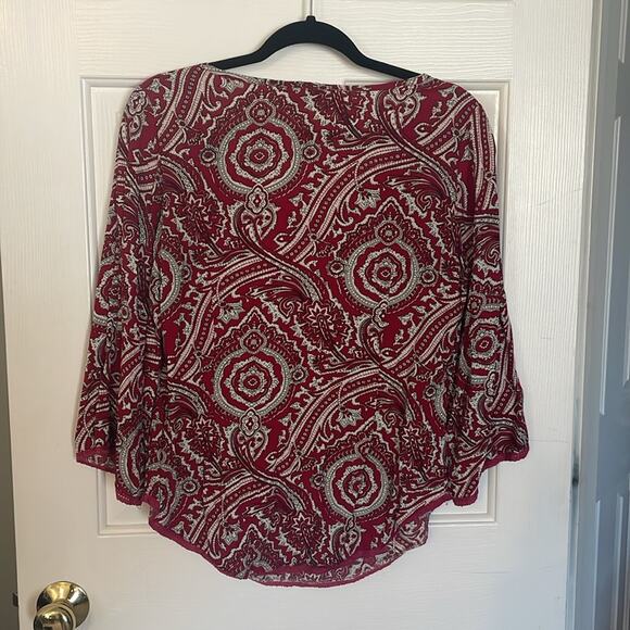 Blue Rain Medium Blouse Red White Paisley 3/4 Sleeve Half Button Style #14-733 - Picture 2 of 9
